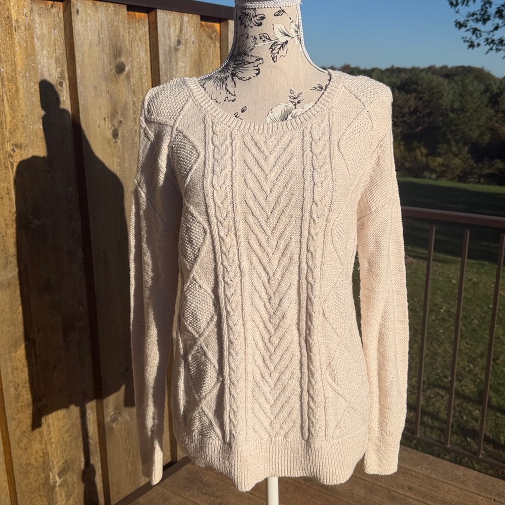 Mossimo Supply Co. Off-White Knit Sweater